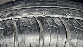 Used 2021 Hyundai New Santro 1.1 Asta MT Petrol Manual tyres RIGHT FRONT TYRE TREAD VIEW