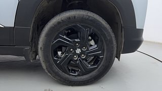 Used 2023 Maruti Suzuki Brezza ZXI AT Petrol Automatic tyres RIGHT FRONT TYRE RIM VIEW