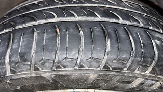 Used 2017 Maruti Suzuki Baleno [2015-2019] Alpha Petrol Petrol Manual tyres RIGHT FRONT TYRE TREAD VIEW