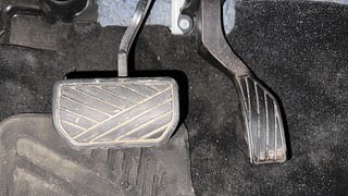 Used 2023 Maruti Suzuki Brezza ZXI AT Petrol Automatic interior PEDALS VIEW