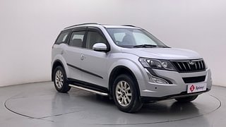 Used 2016 Mahindra XUV500 [2015-2018] W10 AWD AT Diesel Automatic exterior RIGHT FRONT CORNER VIEW