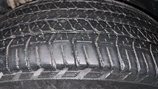 Used 2016 Mahindra XUV500 [2015-2018] W10 AWD AT Diesel Automatic tyres RIGHT REAR TYRE TREAD VIEW