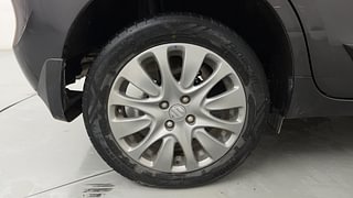 Used 2017 Maruti Suzuki Baleno [2015-2019] Zeta Petrol Petrol Manual tyres RIGHT REAR TYRE RIM VIEW