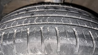 Used 2017 Maruti Suzuki Baleno [2015-2019] Zeta Petrol Petrol Manual tyres LEFT FRONT TYRE TREAD VIEW