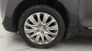 Used 2017 Maruti Suzuki Baleno [2015-2019] Zeta Petrol Petrol Manual tyres LEFT FRONT TYRE RIM VIEW