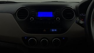 Used 2015 Hyundai Grand i10 [2013-2017] Magna 1.2 Kappa VTVT Petrol Manual interior MUSIC SYSTEM & AC CONTROL VIEW