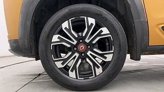 Used 2023 Renault Kiger RXZ Turbo CVT Dual Tone Petrol Automatic tyres LEFT FRONT TYRE RIM VIEW