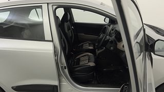 Used 2015 Hyundai Grand i10 [2013-2017] Magna 1.2 Kappa VTVT Petrol Manual interior RIGHT SIDE FRONT DOOR CABIN VIEW