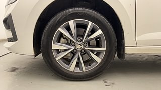 Used 2022 Skoda Slavia Style 1.5L TSI MT Petrol Manual tyres LEFT FRONT TYRE RIM VIEW