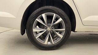 Used 2022 Skoda Slavia Style 1.5L TSI MT Petrol Manual tyres RIGHT REAR TYRE RIM VIEW