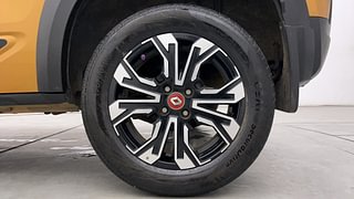 Used 2023 Renault Kiger RXZ Turbo CVT Dual Tone Petrol Automatic tyres LEFT REAR TYRE RIM VIEW