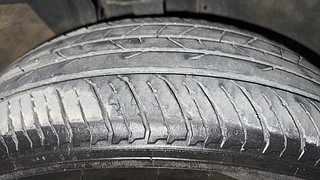 Used 2023 Renault Kiger RXZ Turbo CVT Dual Tone Petrol Automatic tyres RIGHT FRONT TYRE TREAD VIEW