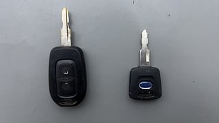 Used 2018 Datsun Redi-GO [2015-2019] S 1.0 AMT Petrol Automatic extra CAR KEY VIEW