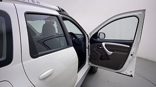 Used 2018 Renault Duster [2015-2019] 110 PS RXZ 4X2 AMT Diesel Automatic interior RIGHT FRONT DOOR OPEN VIEW