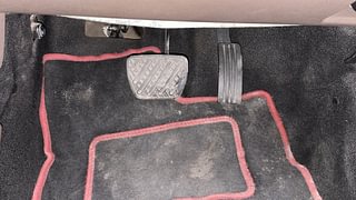 Used 2018 Renault Duster [2015-2019] 110 PS RXZ 4X2 AMT Diesel Automatic interior PEDALS VIEW