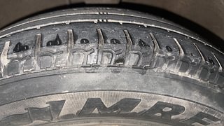 Used 2015 Hyundai i10 magna 1.1 Petrol Manual tyres LEFT FRONT TYRE TREAD VIEW