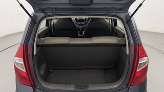 Used 2015 Hyundai i10 magna 1.1 Petrol Manual interior DICKY INSIDE VIEW