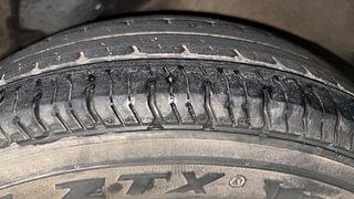 Used 2015 Hyundai i10 magna 1.1 Petrol Manual tyres LEFT REAR TYRE TREAD VIEW