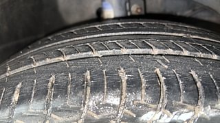 Used 2017 Maruti Suzuki Baleno [2015-2019] Delta Petrol Petrol Manual tyres RIGHT FRONT TYRE TREAD VIEW