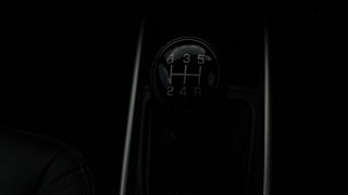 Used 2017 Maruti Suzuki Baleno [2015-2019] Delta Petrol Petrol Manual interior GEAR  KNOB VIEW