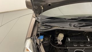 Used 2012 Maruti Suzuki Estilo [2009-2014] VXi Petrol Manual engine ENGINE RIGHT SIDE HINGE & APRON VIEW