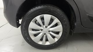 Used 2017 Maruti Suzuki Baleno [2015-2019] Delta Petrol Petrol Manual tyres RIGHT REAR TYRE RIM VIEW