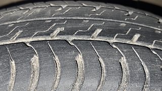 Used 2012 Maruti Suzuki Estilo [2009-2014] VXi Petrol Manual tyres LEFT FRONT TYRE TREAD VIEW