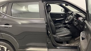 Used 2021 Nissan Magnite XV Premium Turbo CVT (O) Petrol Automatic interior RIGHT SIDE FRONT DOOR CABIN VIEW