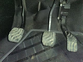 Used 2022 Renault Triber RXL Petrol Manual interior PEDALS VIEW