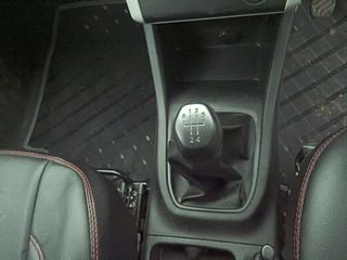 Used 2022 Renault Triber RXL Petrol Manual interior GEAR  KNOB VIEW