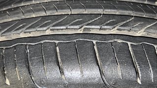 Used 2021 Nissan Magnite XV Premium Turbo CVT (O) Petrol Automatic tyres RIGHT FRONT TYRE TREAD VIEW