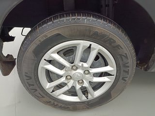 Used 2022 Renault Triber RXL Petrol Manual tyres RIGHT REAR TYRE RIM VIEW