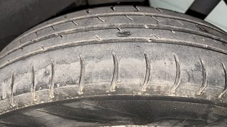 Used 2016 Maruti Suzuki Wagon R 1.0 [2013-2019] LXi CNG Petrol+cng Manual tyres LEFT REAR TYRE TREAD VIEW