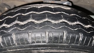 Used 2018 Maruti Suzuki Eeco 5 STR WITH A/C+HTR Petrol Manual tyres RIGHT FRONT TYRE TREAD VIEW