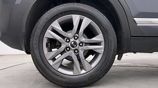 Used 2019 Kia Seltos HTX IVT G Petrol Automatic tyres RIGHT REAR TYRE RIM VIEW