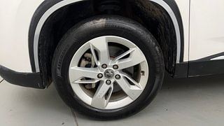 Used 2020 MG Motors Hector 1.5 Super Petrol Manual tyres LEFT FRONT TYRE RIM VIEW