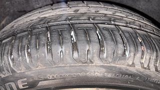 Used 2018 Hyundai Verna [2017-2020] 1.6 VTVT SX (O) AT Petrol Automatic tyres RIGHT REAR TYRE TREAD VIEW