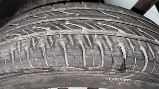 Used 2011 Maruti Suzuki Wagon R 1.0 [2010-2019] LXi Petrol Manual tyres LEFT REAR TYRE TREAD VIEW