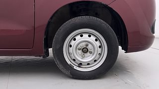 Used 2011 Maruti Suzuki Wagon R 1.0 [2010-2019] LXi Petrol Manual tyres RIGHT FRONT TYRE RIM VIEW