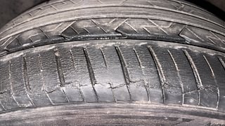 Used 2018 Hyundai Verna [2017-2020] 1.6 VTVT SX (O) AT Petrol Automatic tyres LEFT FRONT TYRE TREAD VIEW