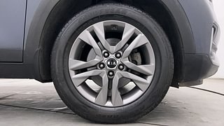 Used 2019 Kia Seltos HTX IVT G Petrol Automatic tyres RIGHT FRONT TYRE RIM VIEW