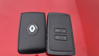 Used 2021 Renault Kiger RXZ Turbo CVT Dual Tone Petrol Automatic extra CAR KEY VIEW