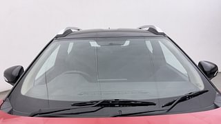 Used 2021 Renault Kiger RXZ Turbo CVT Dual Tone Petrol Automatic exterior FRONT WINDSHIELD VIEW