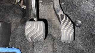 Used 2021 Renault Kiger RXZ Turbo CVT Dual Tone Petrol Automatic interior PEDALS VIEW