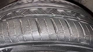 Used 2018 Hyundai Verna [2017-2020] 1.6 VTVT SX (O) AT Petrol Automatic tyres RIGHT FRONT TYRE TREAD VIEW