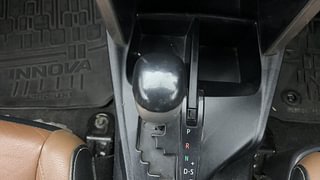 Used 2016 Toyota Innova Crysta [2016-2020] 2.8 ZX AT 7 STR Diesel Automatic interior GEAR  KNOB VIEW