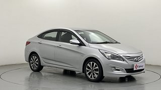 Used 2017 Hyundai Fluidic Verna 4S [2015-2017] 1.6 CRDi SX Diesel Manual exterior RIGHT FRONT CORNER VIEW