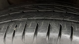 Used 2015 Hyundai Elite i20 [2014-2018] Asta 1.2 (O) Petrol Manual tyres LEFT FRONT TYRE TREAD VIEW
