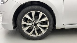 Used 2017 Hyundai Fluidic Verna 4S [2015-2017] 1.6 CRDi SX Diesel Manual tyres LEFT FRONT TYRE RIM VIEW