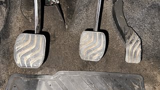 Used 2021 renault Kwid 1.0 RXT Opt Petrol Manual interior PEDALS VIEW